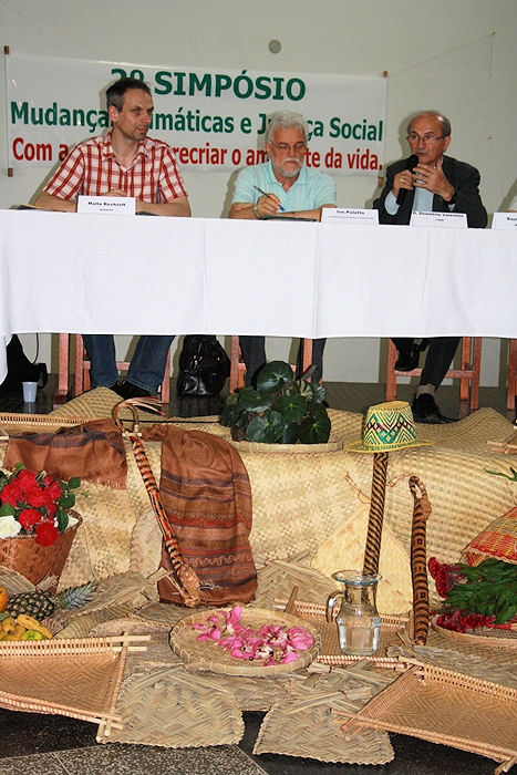 Klima-Symposium in Brasilien:Aktivisten diskutieren mit Bischof Demétrio Valentini