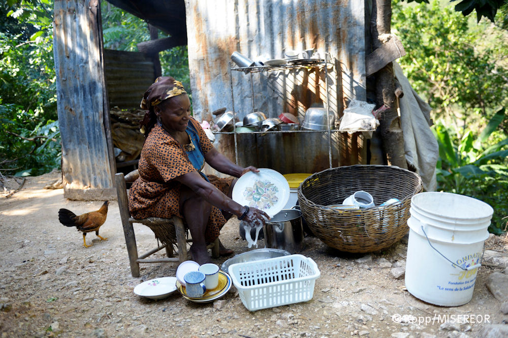 Keinen Strom, kein fließend Wasser Das Leben in den Bergen Haitis ist alles andere als einfach_Florian Kopp