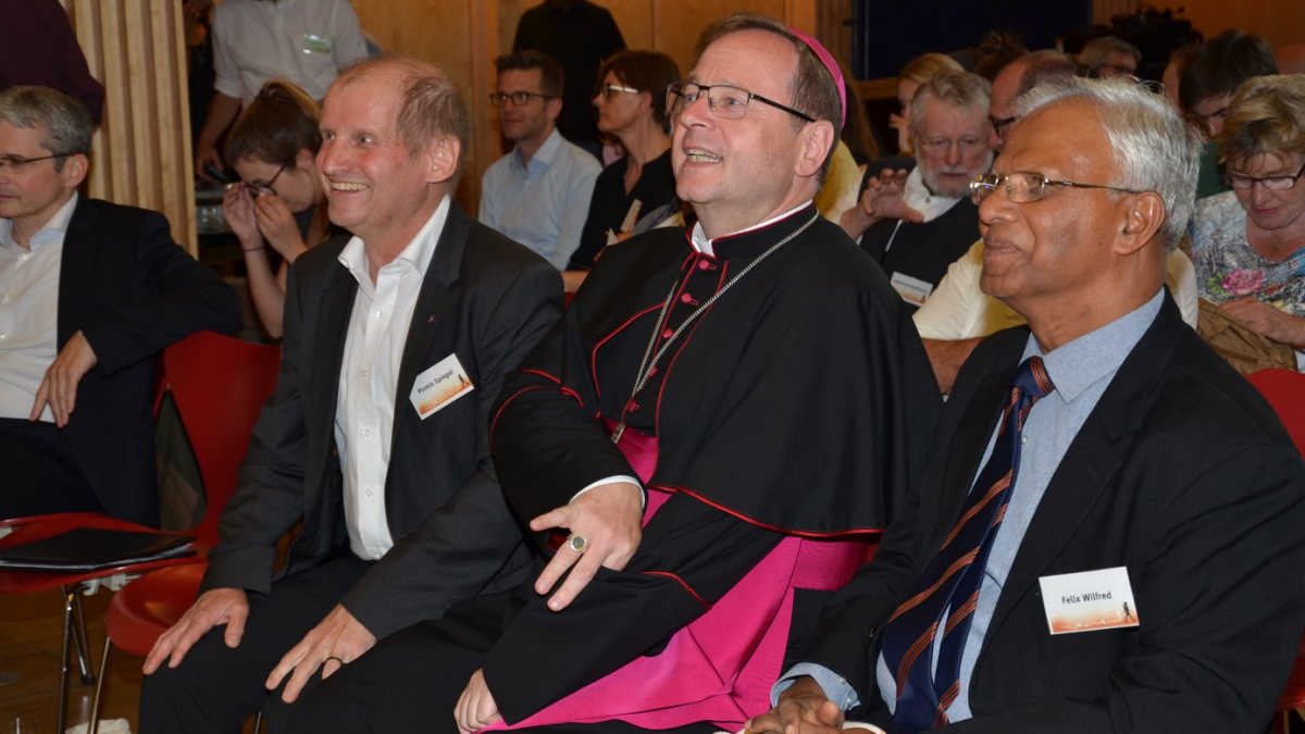 Pirmin Spiegel, MISEREOR, Bischof Georg Bätzing, Limburg, und Concilium-Präsident Felix Wilfred.