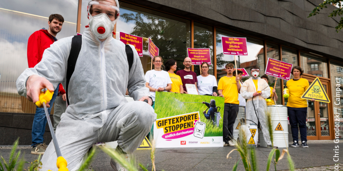 Demonstration gegen Export giftiger Pestizide